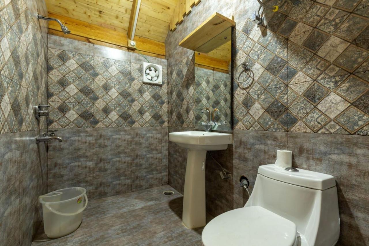 דלהאוזי Mid Conifer Cottage מראה חיצוני תמונה