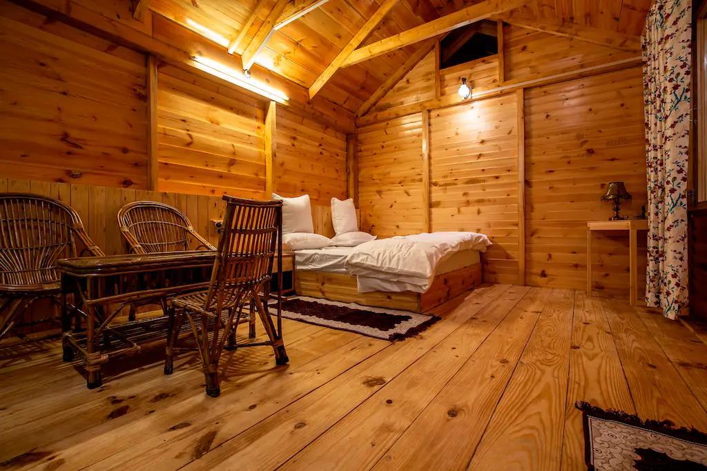 דלהאוזי Mid Conifer Cottage מראה חיצוני תמונה
